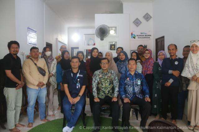 UMKM Rumah BUMN Banjarmasin Diperkuat Pemahaman Legalitas dan Perlindungan HKI