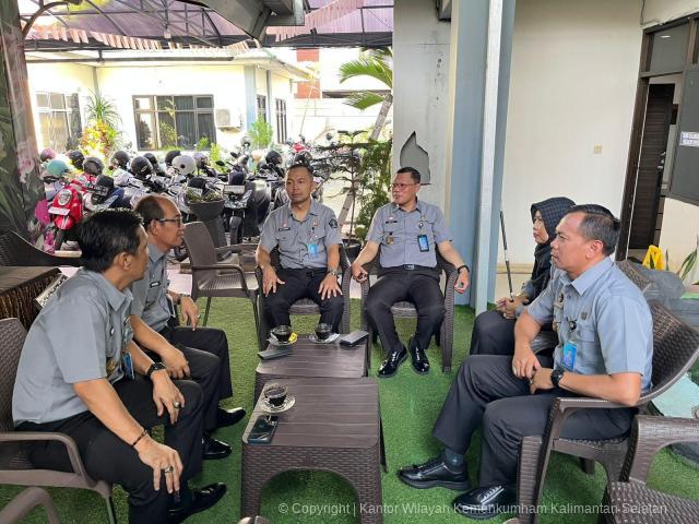 Dari Santai Jadi Solid, Coffee Morning Kemenkum Kalsel Tingkatkan Semangat Kerja Baru Usai Cuti Bersama dan Libur Nasional