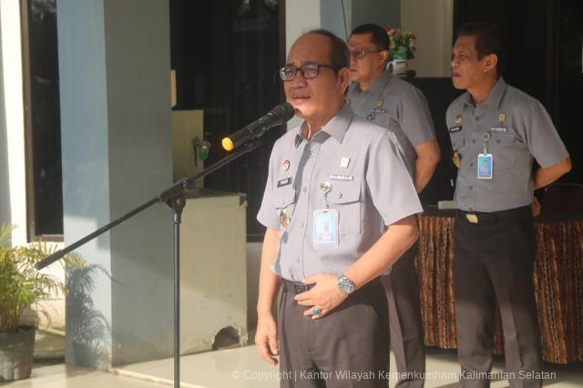 Apel Perdana Pasca Libur, Kakanwil Kemenkum Kalsel Tekankan Kesiapan dan Optimalisasi Kinerja