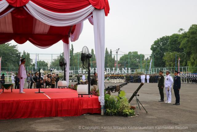 upacara hut tni 79 8