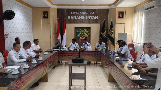 PAS 5