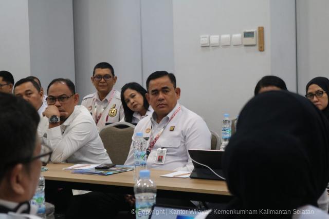 rapat komisi II 2