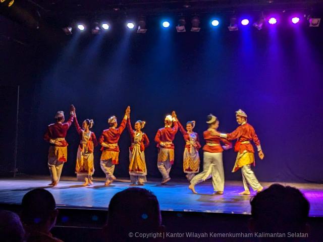 festival tari daerah 7