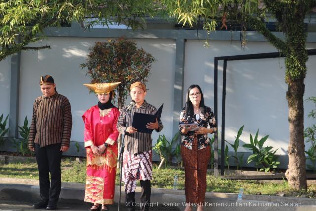 upacara hut ri 79 18
