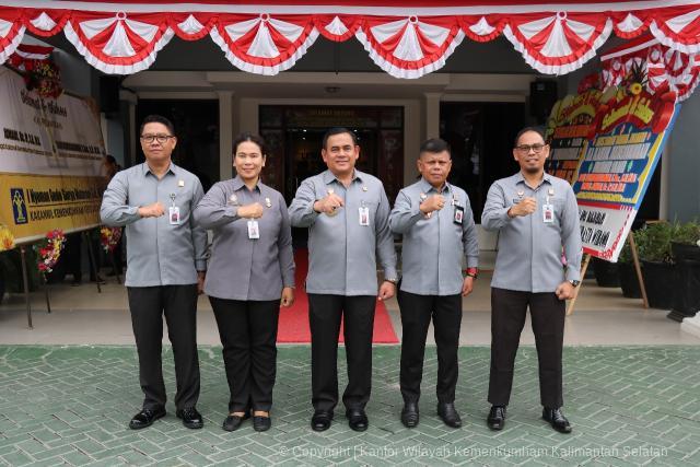 apel pagi terakhir 14
