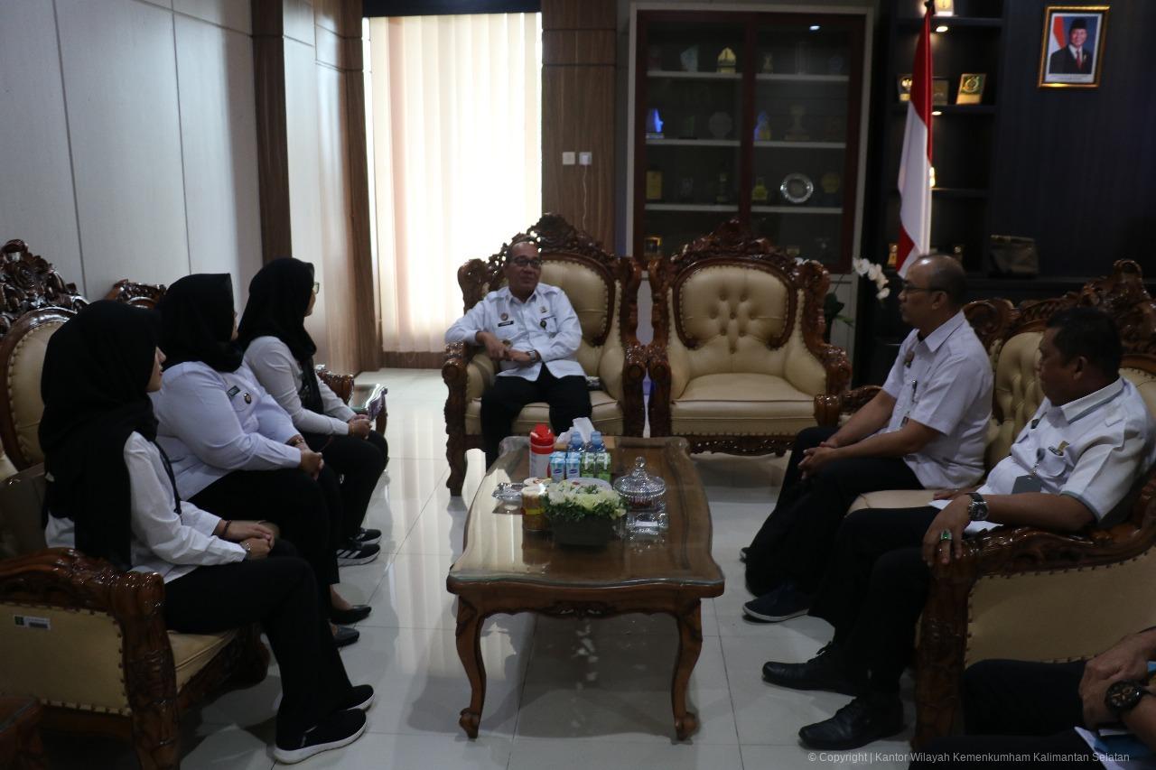 Monitoring Latsar ASN, Kakanwil Kemenkum Kalsel Terima Kunjungan Tim Badiklat Jateng Monitoring Latsar ASN, Kakanwil Kemenkum Kalsel Terima Kunjungan Tim Badiklat Jateng