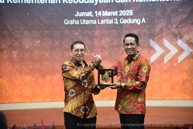 HUKUM 1