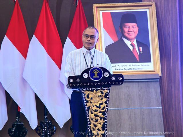 MENTERI 4