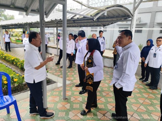 VISIT 4