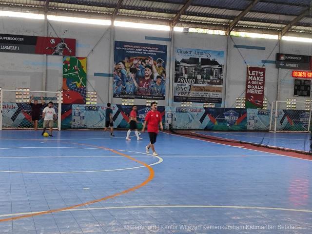 FUTSAL 4